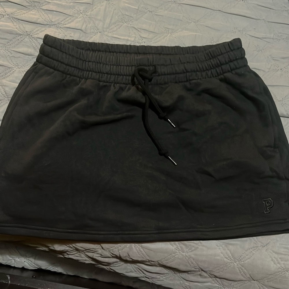 NWT pink Victoria secret skirt black